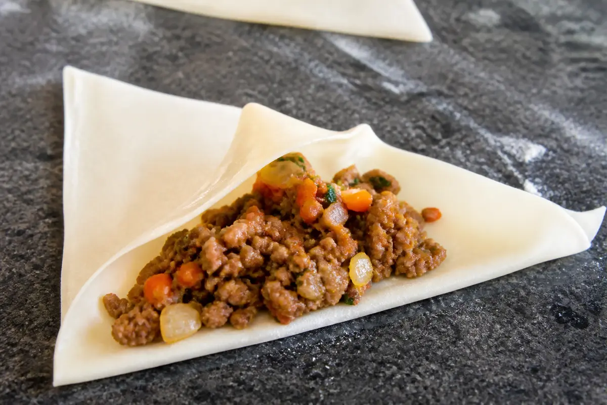 Samoussa au bœuf rapide et épicé : Recette facile à partager